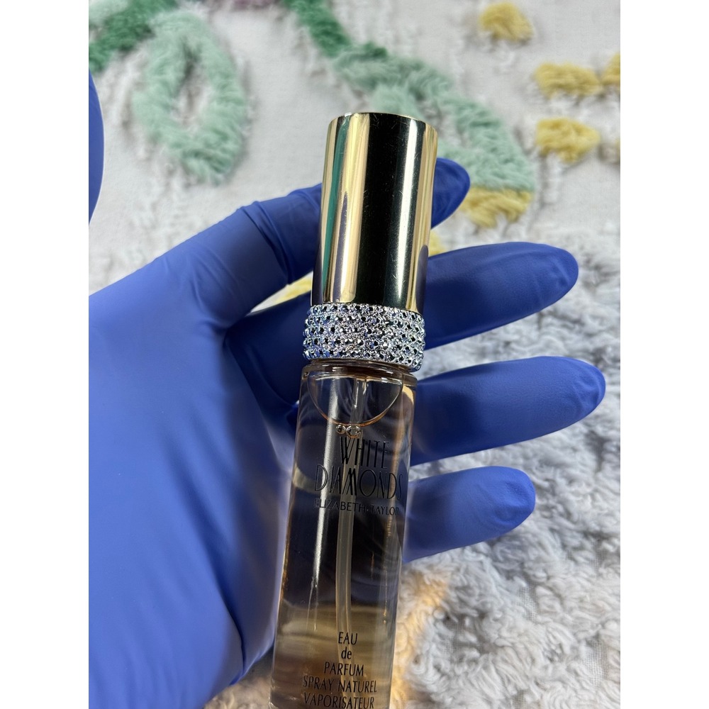 Elizabeth Taylor White Diamonds Eau de fragance Travel Spray Gold 0.33oz - Picture 4 of 4
